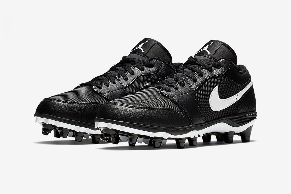 Nike Air Jordan 1 Football Cleat: How 